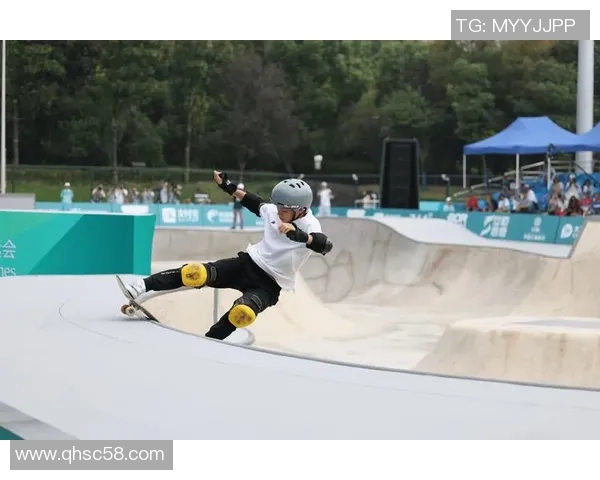 成都滑板队中路突破革新引领滑板运动新潮流与发展趋势分析